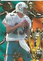 1995 Ultra Award Winners Gold Medallion #3 Dan Marino