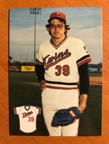 1983 Team Issue Minnesota Twins #25 Ron Davis