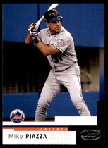 2004 Leaf Base Set #167 Mike Piazza