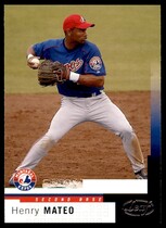 2004 Leaf Base Set #160 Henry Mateo