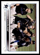 2022 Topps Base Set #326 Miami Marlins