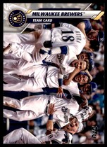 2020 Topps Base Set #27 Milwaukee Brewers Team Card