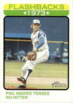 2022 Topps Heritage Baseball Flashbacks #BF-3 Phil Niekro