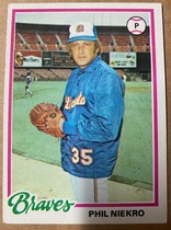 1978 Topps Base Set #10 Phil Niekro