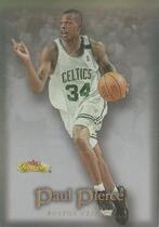 2000 Fleer Showcase #76 Paul Pierce