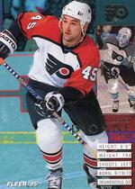 1994 Fleer Base Set #152 Gilbert Dionne