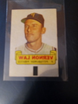 1966 Topps Rub-Offs Inserts #51 Vern law