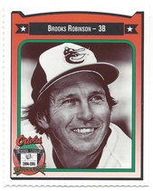 1991 Team Issue Baltimore Orioles Crown #385 Brooks Robinson