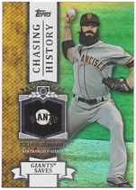 2013 Topps Chasing History Holofoil Retail #CH-32 Brian Wilson