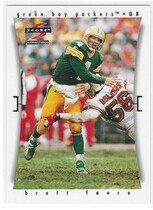 1997 Score Base Set #3 Brett Favre