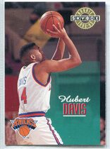 1992 SkyBox Base Set #375 Hubert Davis