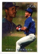 1996 Flair Base Set #296 Raul Mondesi