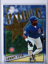 2001 Topps Gallery Star Gallery #SG8 Sammy Sosa