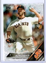 2016 Topps Walmart Holiday Metallic Snowflake #HMW42 Madison Bumgarner