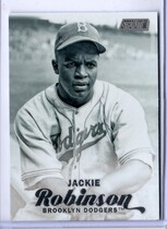 2017 Stadium Club Base Set #193 Jackie Robinson
