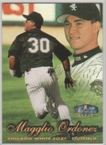 1998 Flair Showcase Row 2 Style #32 Magglio Ordonez