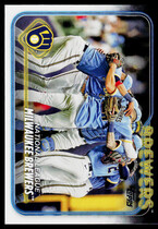 2024 Topps Base Set Series 2 #533 Milwaukee Brewers
