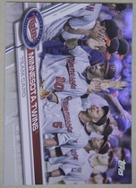 2017 Topps Rainbow Foil #304 Minnesota Twins