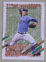 2021 Topps Holiday Metallic #HW64 Tyler Glasnow