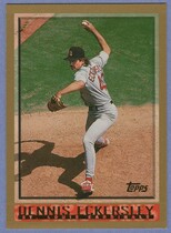 1998 Topps Base Set #200 Dennis Eckersley