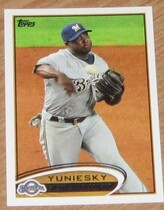 2012 Topps Base Set Series 1 #57 Yuniesky Betancourt