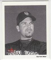 2003 Fleer Tradition B/W Goudey #18B/WG Mike Piazza