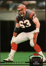 1992 Stadium Club Base Set #174 Joe Walter