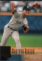 2001 Upper Deck Base Set Series 2 #366 Mariano Rivera