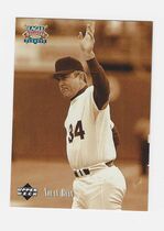 1995 Upper Deck Eagle Ballpark Legends #1 Nolan Ryan